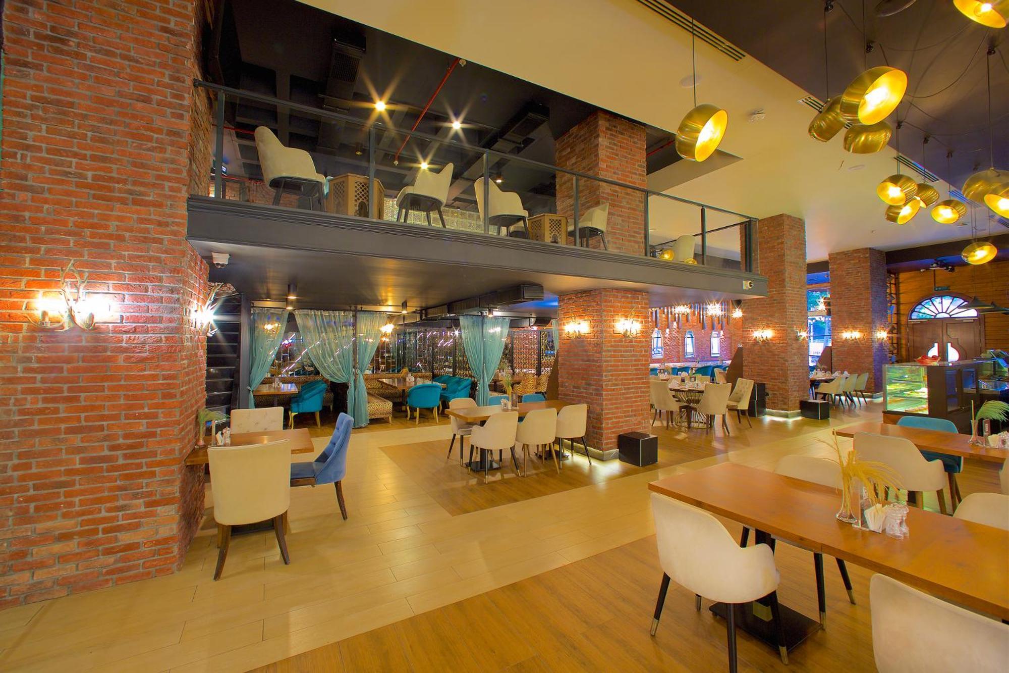 Ramada By Wyndham Merter Готель 5*